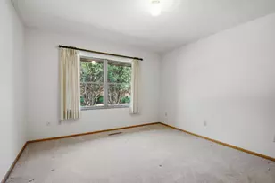 1200 18th Ave NW, Austin, MN 55912 - Photo 12