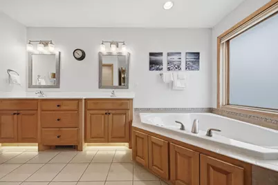 7128 Terraceview Lane N, Maple Grove, MN 55311 - Photo 22