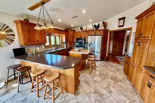 37165 220th St, Roseau, MN 56751 - Photo 16