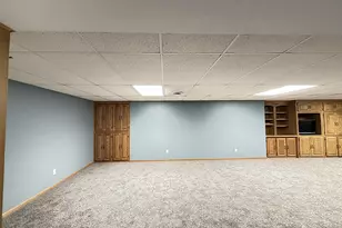 111 Buckeye Dr, Montevideo, MN 56265 - Photo 28