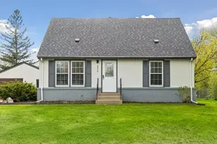 2216 Thorndale Ave, New Brighton, MN 55112 - Photo 4