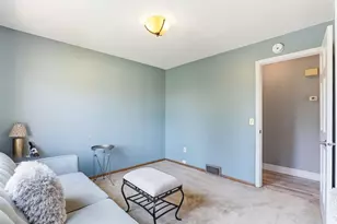 5653 Chatsworth St N, Shoreview, MN 55126 - Photo 24