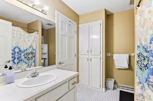 5653 Chatsworth St N, Shoreview, MN 55126 - Photo 30