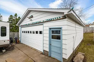 26 Gibson Rd, Silver Bay, MN 55614 - Photo 24
