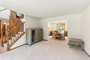 3771 Mt Vernon Ln, Woodbury, MN 55129 - Photo 8