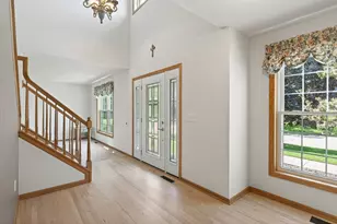 3771 Mt Vernon Ln, Woodbury, MN 55129 - Photo 4