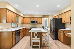 3771 Mt Vernon Ln, Woodbury, MN 55129 - Photo 12