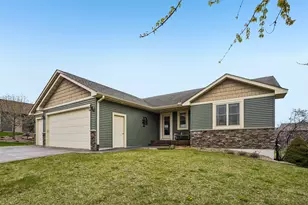 298 Steelhead Dr, River Falls, WI 54022 - Photo 2