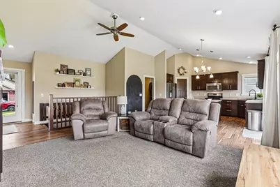 298 Steelhead Drive, River Falls, WI 54022 - Photo 8
