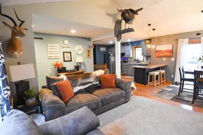 226 Kneale Avenue S, Thief River Falls, MN 56701 - Photo 12