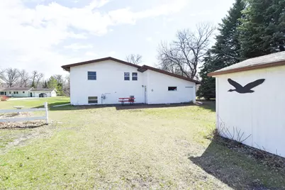 245 E Pleasant Avenue, Warren, MN 56762 - Photo 30