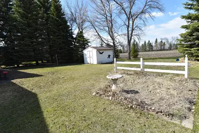 245 E Pleasant Avenue, Warren, MN 56762 - Photo 28