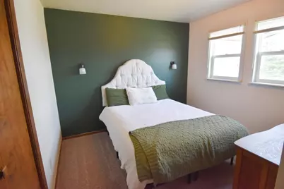245 E Pleasant Avenue, Warren, MN 56762 - Photo 12