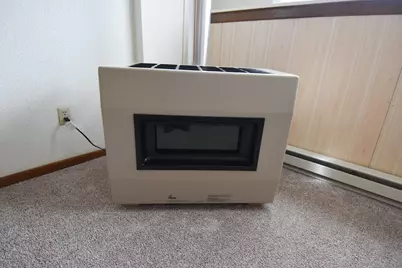 245 E Pleasant Avenue, Warren, MN 56762 - Photo 24