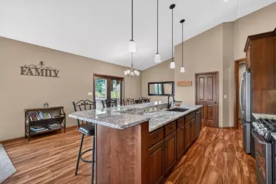 847 Golfview Avenue, Zumbrota, MN 55992 - Photo 14