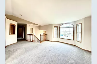 1611 Oakwood Drive, West Fargo, ND 58078 - Photo 4