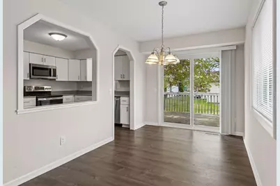 7516 Louisiana Avenue N, Brooklyn Park, MN 55428 - Photo 8