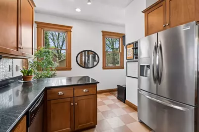 2717 Emerson Avenue S, Minneapolis, MN 55408 - Photo 18