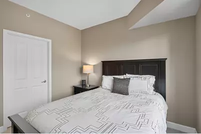 500 E Grant Street #709, Minneapolis, MN 55404 - Photo 16