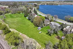 2209 Gorton Ave NW, Willmar, MN 56201 - Photo 2