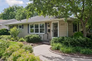 1917 Dixon Dr, Bloomington, MN 55431 - Photo 4