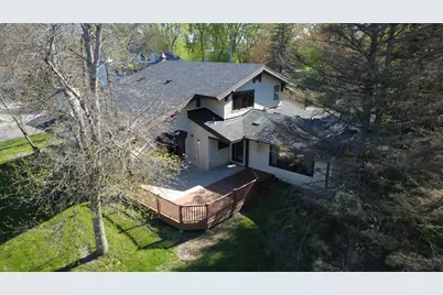 15221 Crestview Lane, Minnetonka, MN 55345 - Photo 4