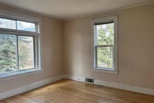 1302 W 1st St, Duluth, MN 55806 - Photo 10