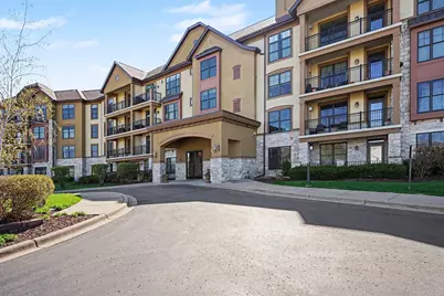 1320 Riverside Lane #202, Mendota Heights, MN 55118 - Photo 2