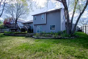 9136 Georgia Ave N, Brooklyn Park, MN 55445 - Photo 24