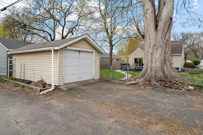 752 Hoyt Avenue W, Saint Paul, MN 55117 - Photo 18