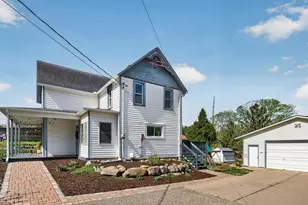 512 Broadway St S, Jordan, MN 55352 - Photo 2