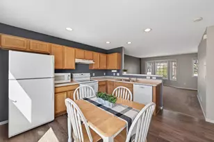 5039 Evergreen Dr N, Hugo, MN 55038 - Photo 8