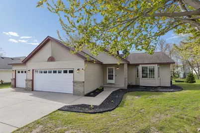 620 Acacia Drive S, Annandale, MN 55302 - Photo 2