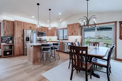 3321 Maple Leaf Loop S, Fargo, ND 58104 - Photo 8
