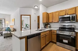 6889 Pine Crest Trail S, Cottage Grove, MN 55016 - Photo 12