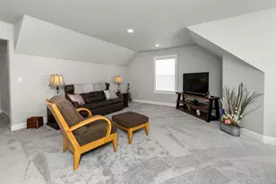 5716 Wildflower Dr S, Fargo, ND 58104 - Photo 36