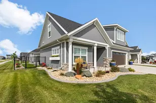 5716 Wildflower Dr S, Fargo, ND 58104 - Photo 2