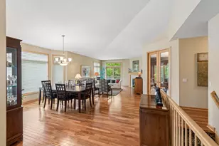 9009 Sutton Dr, Eden Prairie, MN 55347 - Photo 6