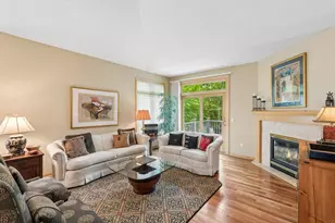 9009 Sutton Dr, Eden Prairie, MN 55347 - Photo 16