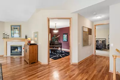 9009 Sutton Drive, Eden Prairie, MN 55347 - Photo 20