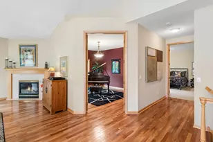 9009 Sutton Dr, Eden Prairie, MN 55347 - Photo 20