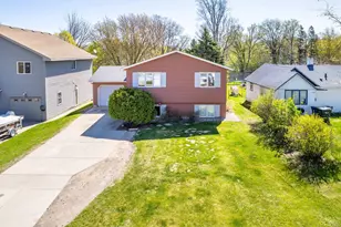 1224 N Marien St, Fergus Falls, MN 56537 - Photo 1