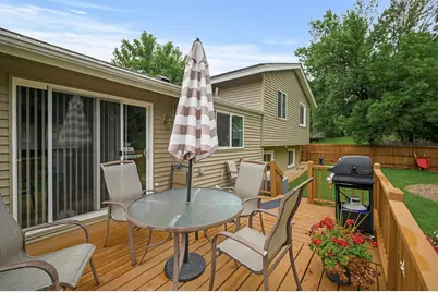 8522 Darnel Road, Eden Prairie, MN 55347 - Photo 14