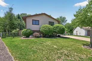 3286 York Alcove, Woodbury, MN 55125 - Photo 2