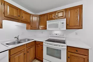 1825 Perlich Ave, Red Wing, MN 55066 - Photo 4