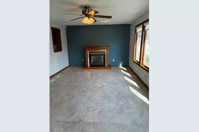 5256 Capitol Street NE, Fridley, MN 55421 - Photo 6