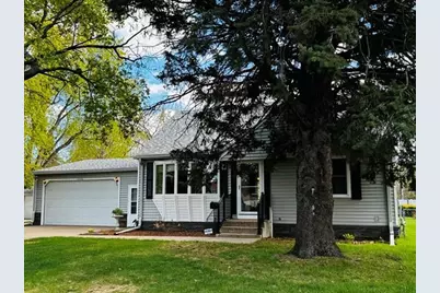 5256 Capitol Street NE, Fridley, MN 55421 - Photo 2