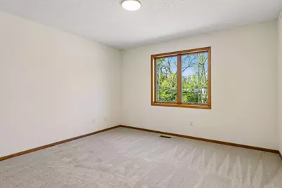 1610 Burns Avenue, Saint Paul, MN 55106 - Photo 16