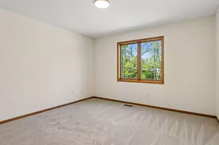 1610 Burns Ave, Saint Paul, MN 55106 - Photo 16