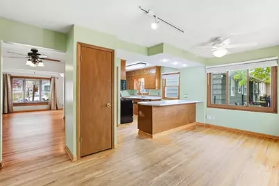 1562 Hoyt Avenue E, Saint Paul, MN 55106 - Photo 8